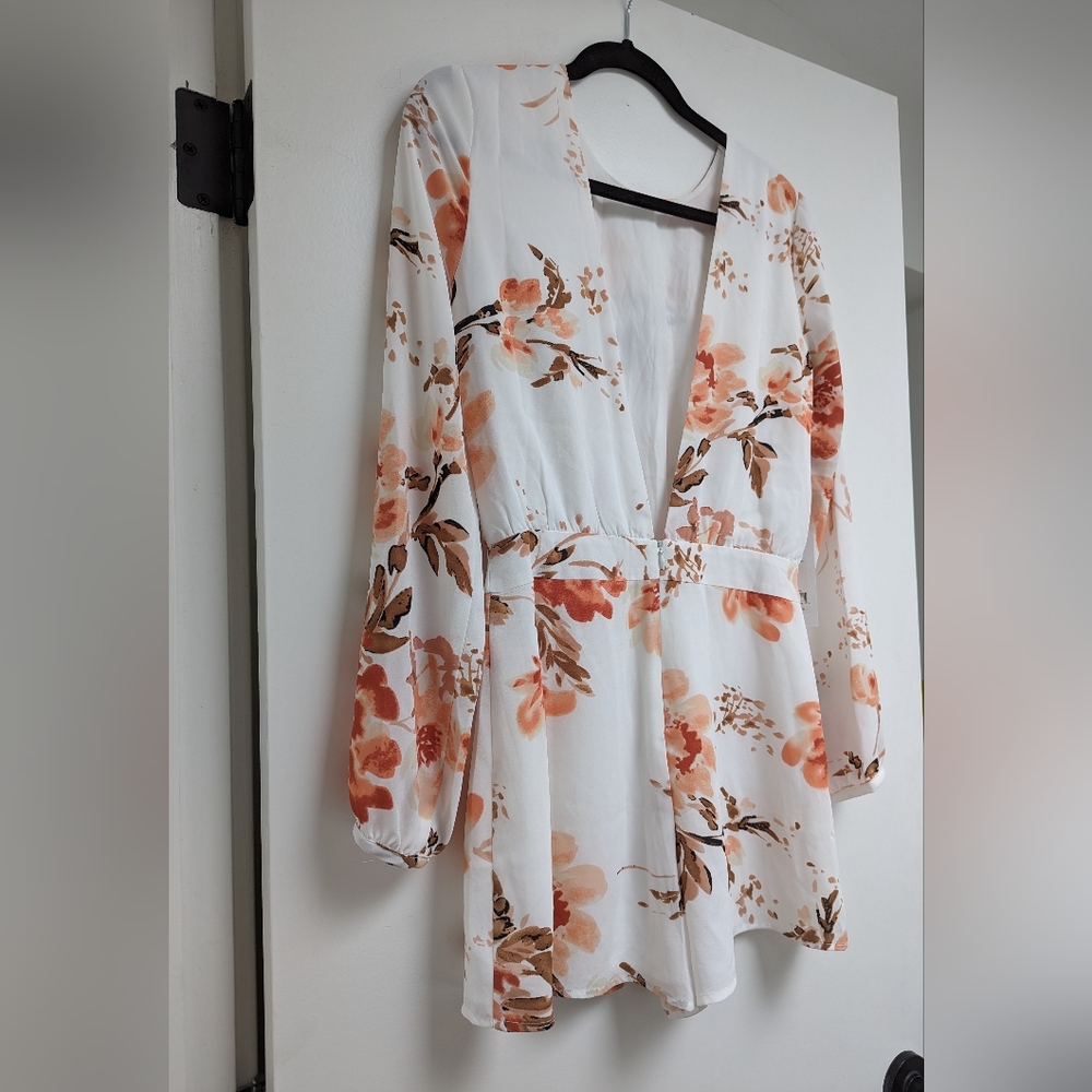 Ali & Jay Flower Romper - Picture 3 of 7
